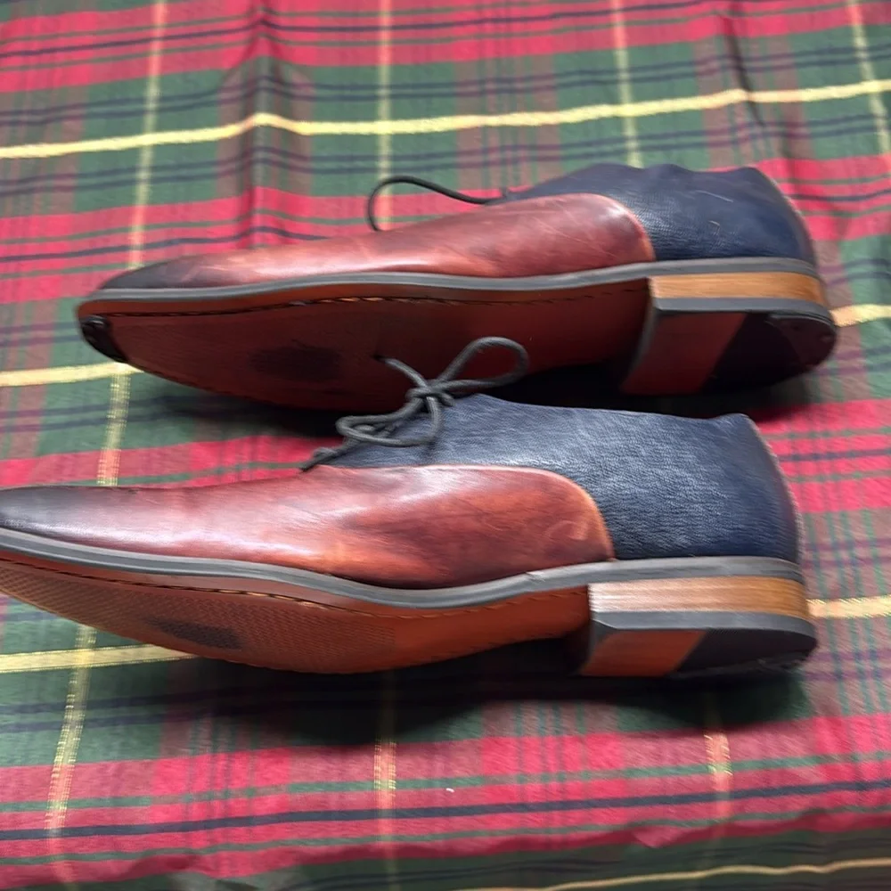 Men's Two-Tone Leather Dress Shoes